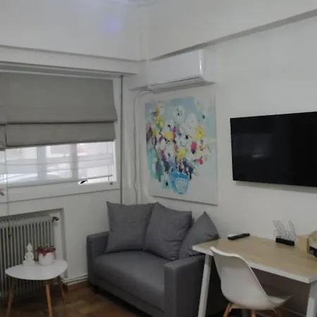 Lux Studio Apartment At Kolonaki-3