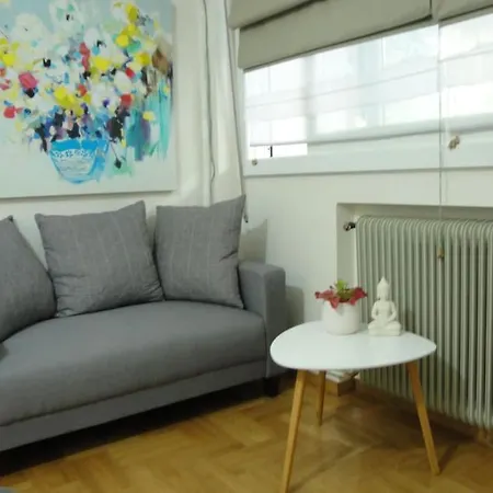 Lux Studio Apartment At Kolonaki-2